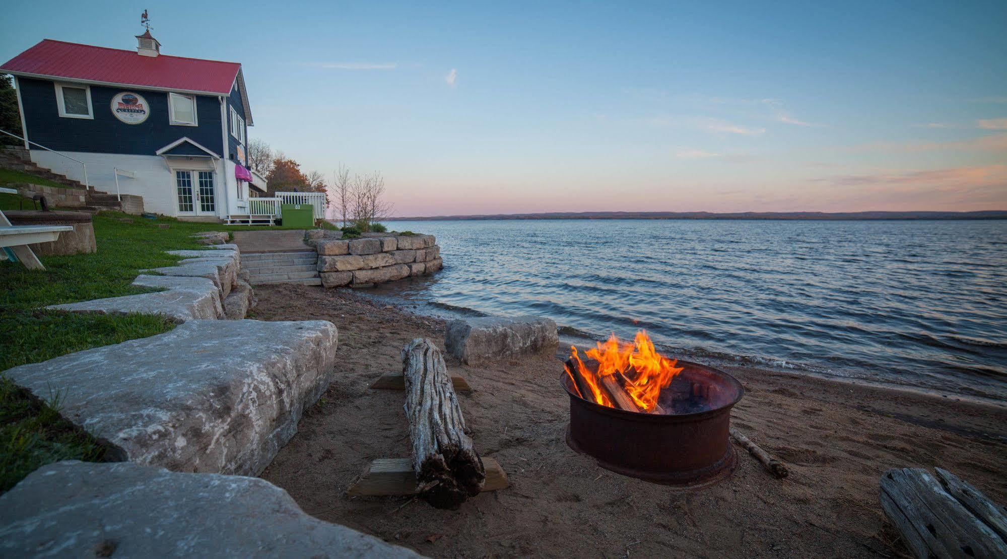 Greystone On Golden Lake Deacon Екстер'єр фото